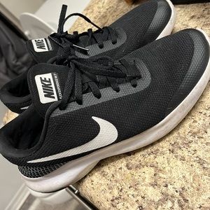 Womens Nike shoes